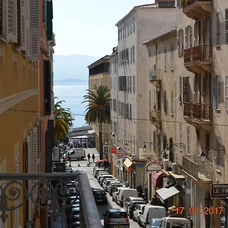 Apartment 200m Plage Et Centre Historique Ajaccio (Corsica)